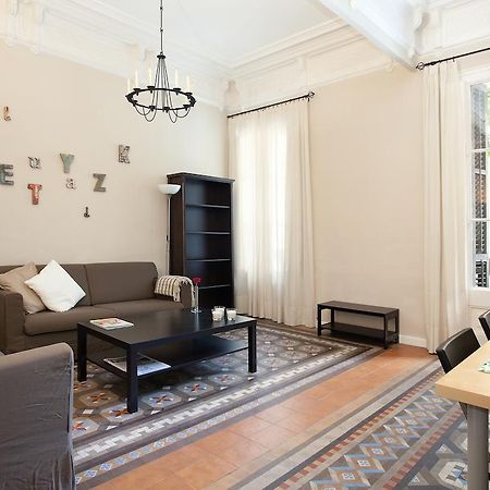 Modernist Apartment Barcelona Room photo